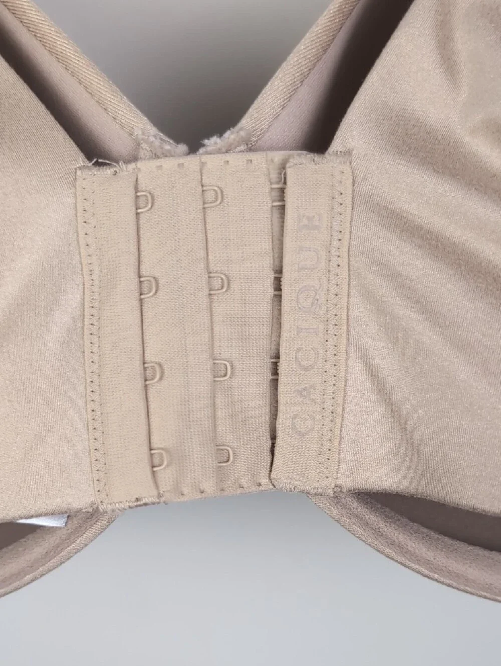 NWT Cacique | Invisible Backsmoother Lightly Lined Full Coverage Bra | Size 40F